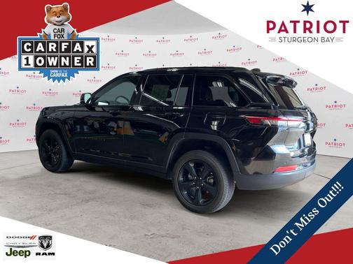 2022 Jeep Grand Cherokee Altitude