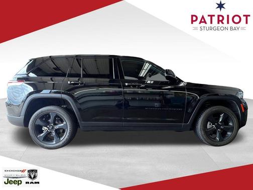 2022 Jeep Grand Cherokee Altitude