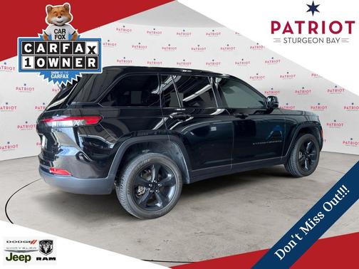2022 Jeep Grand Cherokee Altitude