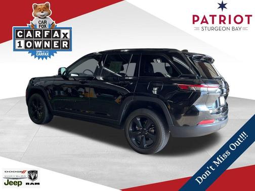 2022 Jeep Grand Cherokee Altitude