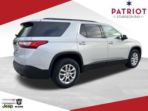 2021 Chevrolet Traverse LT Cloth