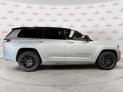 2025 Jeep Grand Cherokee L Summit