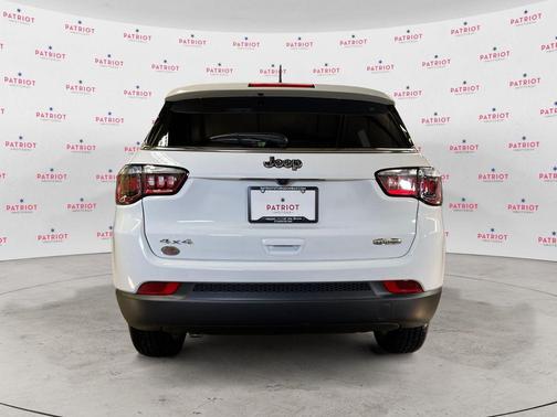 2025 Jeep Compass Latitude