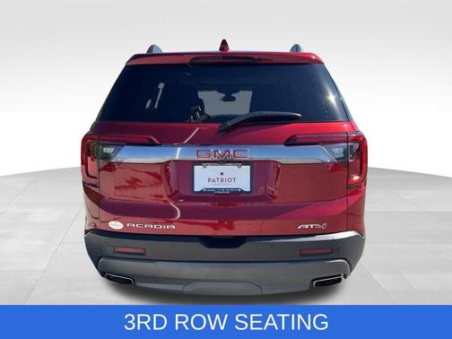 2022 GMC Acadia AT4