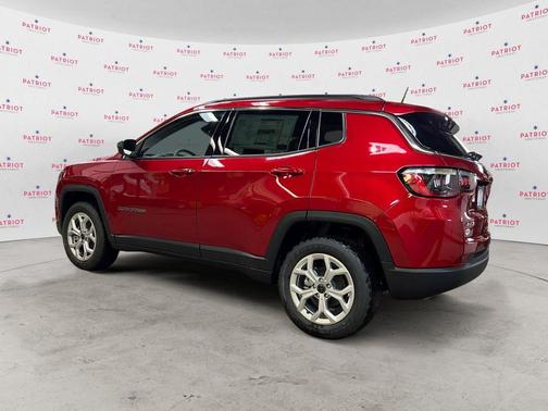 2025 Jeep Compass Latitude