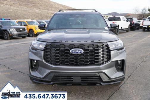Carbonized Gray Metallic 2026 Ford Explorer ST-Line