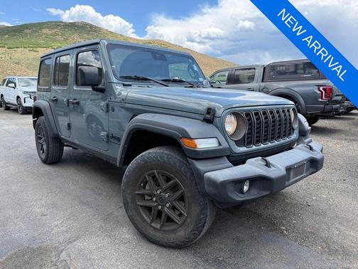 Anvil Clearcoat 2024 Jeep Wrangler Sport