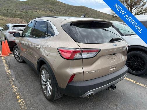 Desert Gold Metallic 2021 Ford Escape Titanium Hybrid