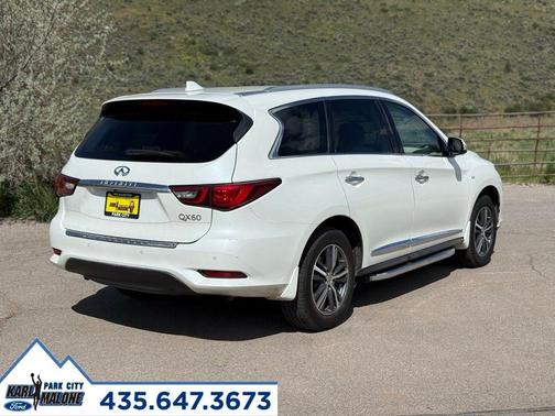 Majestic White 2019 INFINITI QX60 Luxe