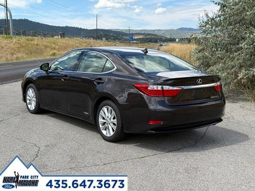 Pearl 2013 Lexus ES 300h Base