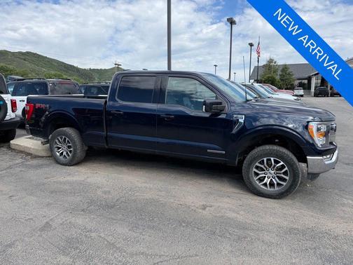 Blue Metallic 2022 Ford F-150 Lariat