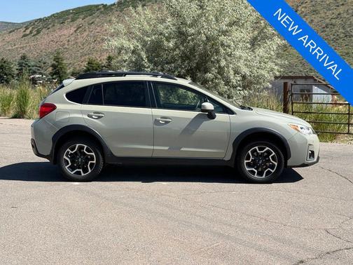 Desert Khaki 2016 Subaru Crosstrek 2.0i Premium