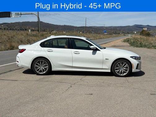 Alpine White 2023 BMW 330e xDrive