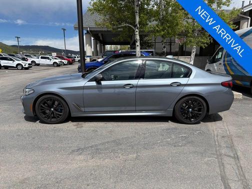 Bluestone Metallic 2022 BMW M550 i xDrive