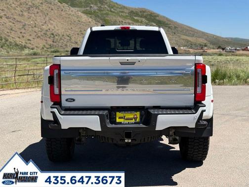 White Metallic 2024 Ford F-450 Platinum