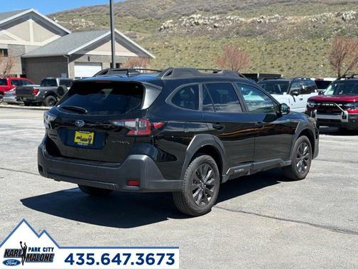 Crystal Black Silica 2025 Subaru Outback Onyx Edition