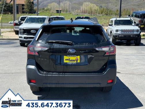 Crystal Black Silica 2025 Subaru Outback Onyx Edition
