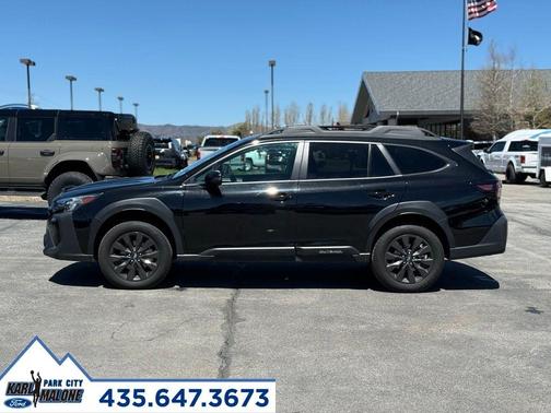 Crystal Black Silica 2025 Subaru Outback Onyx Edition