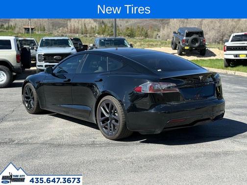 Black 2022 Tesla Model S Plaid