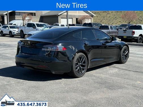 Black 2022 Tesla Model S Plaid