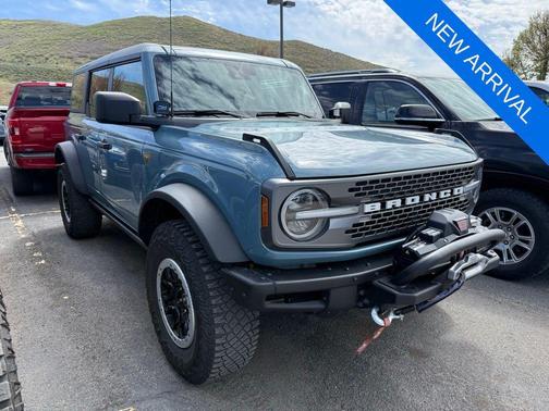 Blue 2023 Ford Bronco Badlands