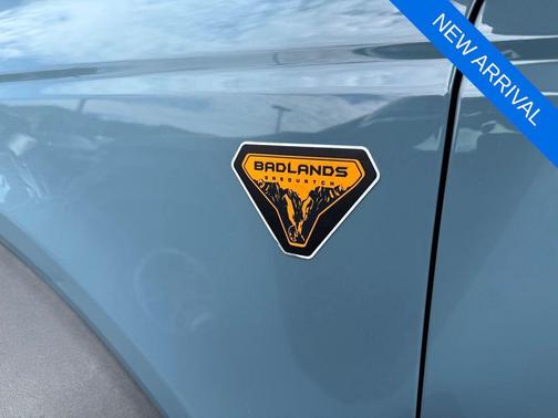 Blue 2023 Ford Bronco Badlands