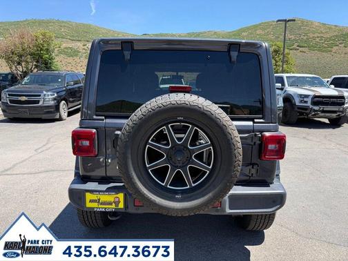 Granite Crystal Clearcoat Metallic 2020 Jeep Wrangler Unlimited Sahara