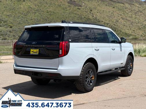 Silver Metallic 2026 Ford Expedition Tremor
