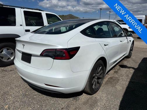 White 2023 Tesla Model 3 Base