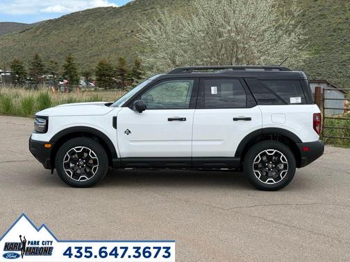 Oxford White 2026 Ford Bronco Sport Outer Banks