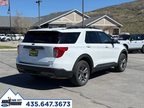 Oxford White 2021 Ford Explorer XLT