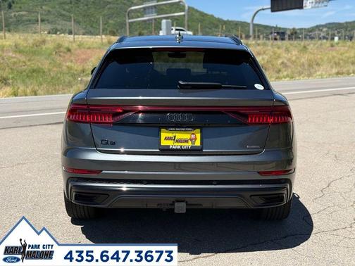 Daytona Gray Pearl Effect 2021 Audi Q8 55 Prestige