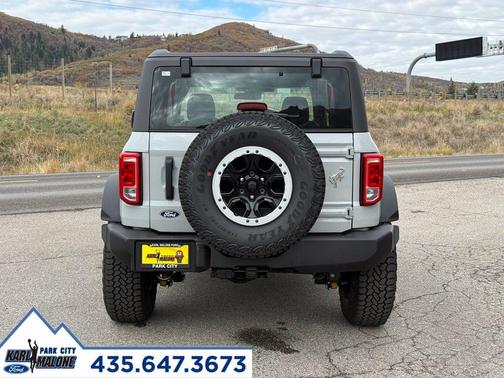 Avalanche Gray 2026 Ford Bronco Base