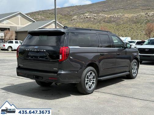 Gray Metallic 2025 Ford Expedition Max Active