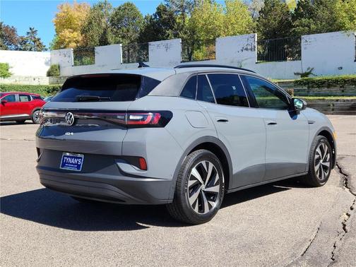 2023 Volkswagen ID.4 Pro