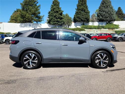 2023 Volkswagen ID.4 Pro