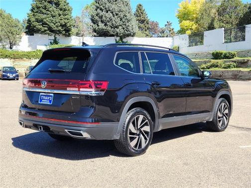 2024 Volkswagen Atlas 2.0T SE