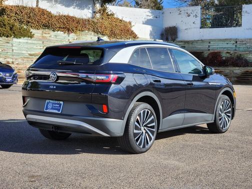 2023 Volkswagen ID.4 Pro S Plus