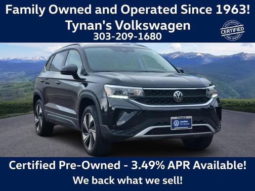 Deep Black Pearl Effect 2024 Volkswagen Taos 1.5T SE SUV