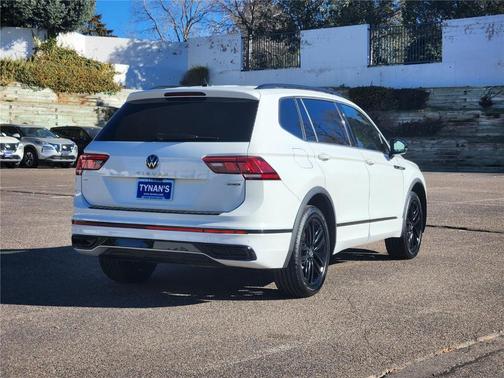 2022 Volkswagen Tiguan 2.0T SE R-Line Black