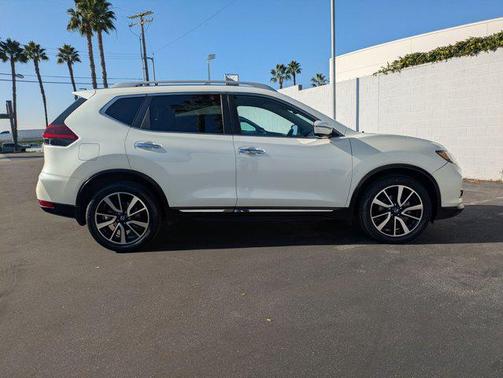 2020 Nissan Rogue SL