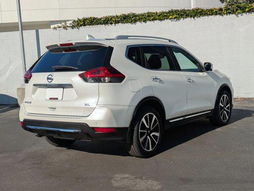 2020 Nissan Rogue SL