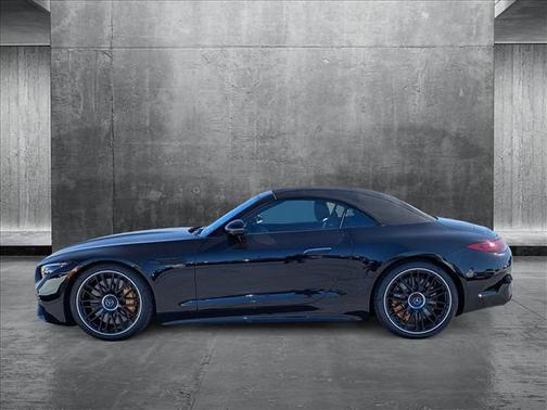 2025 Mercedes-Benz AMG SL 63 Base
