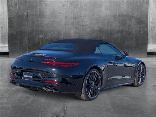 2025 Mercedes-Benz AMG SL 63 Base