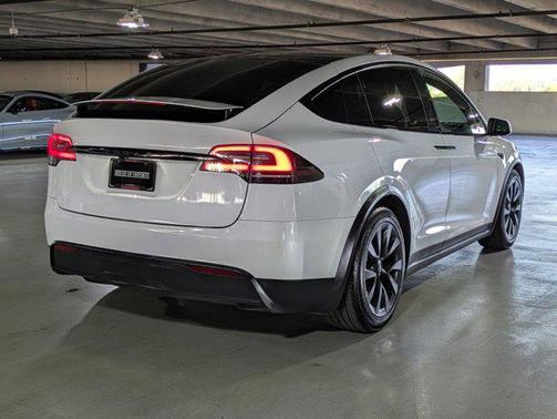 2022 Tesla Model X AWD