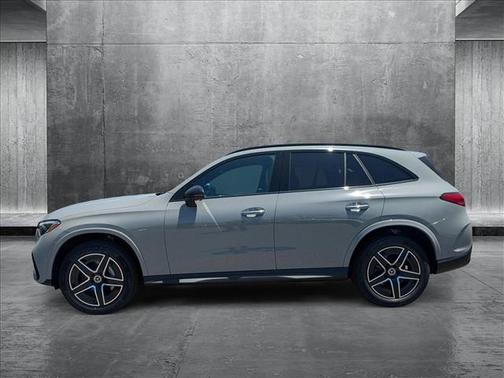 2025 Mercedes-Benz GLC 300 Base
