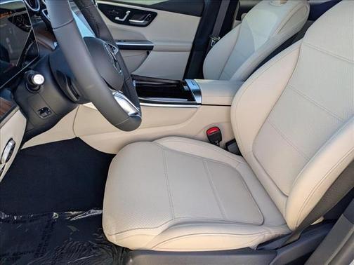2025 Mercedes-Benz GLC 350e Base