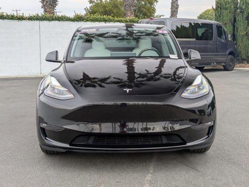 2022 Tesla Model Y Performance Dual Motor All-Wheel Drive