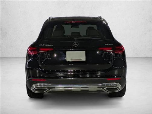 2025 Mercedes-Benz GLC 350e Base