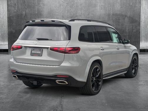 2025 Mercedes-Benz GLS 580 4MATIC